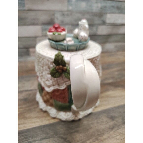 Vintage Fitz & Floyd 1992 34oz Knit Doily Christmas Teapot Cottage Core Granny - Picture 8 of 12